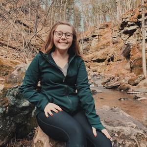 Meet your Posher, Becky